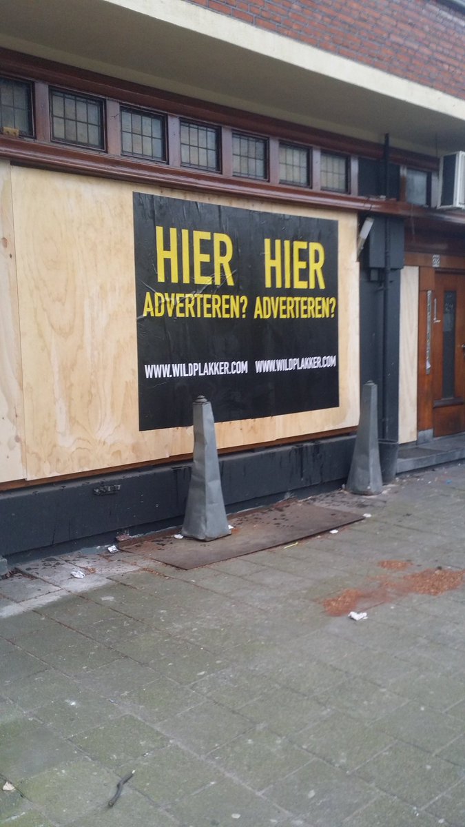mvanmalsen's tweet photo. De een z'n dood is de ander z'n brood. Shishalounge Fayrouz Amstelveenseweg https://t.co/SCIV3aXWwy