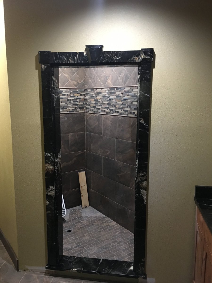 LinegarStone's tweet image. A new bathroom with #granite accents. #interiordesign #qualitystonework