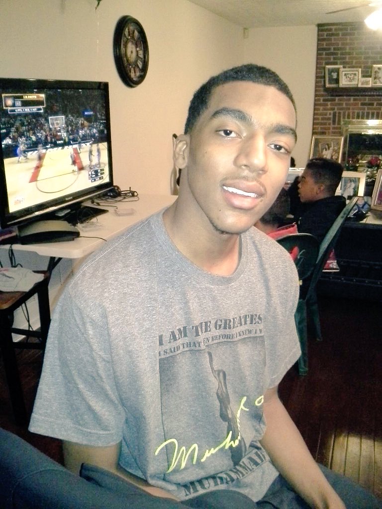 x_yvngtye's tweet photo. #BALLYSWORLD🅱🌏 https://t.co/J9OE6bqgA4