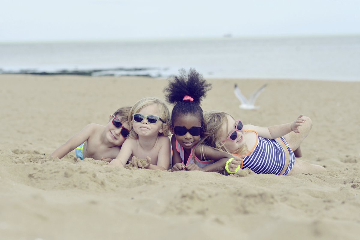 Someone is ready for #summer2016! #beachbabes #sunglasses