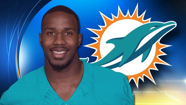Report: Lamar Miller is now a former Miami Dolphin... bit.ly/1Yy8dbF https://t.co/eQUnVrx4gR