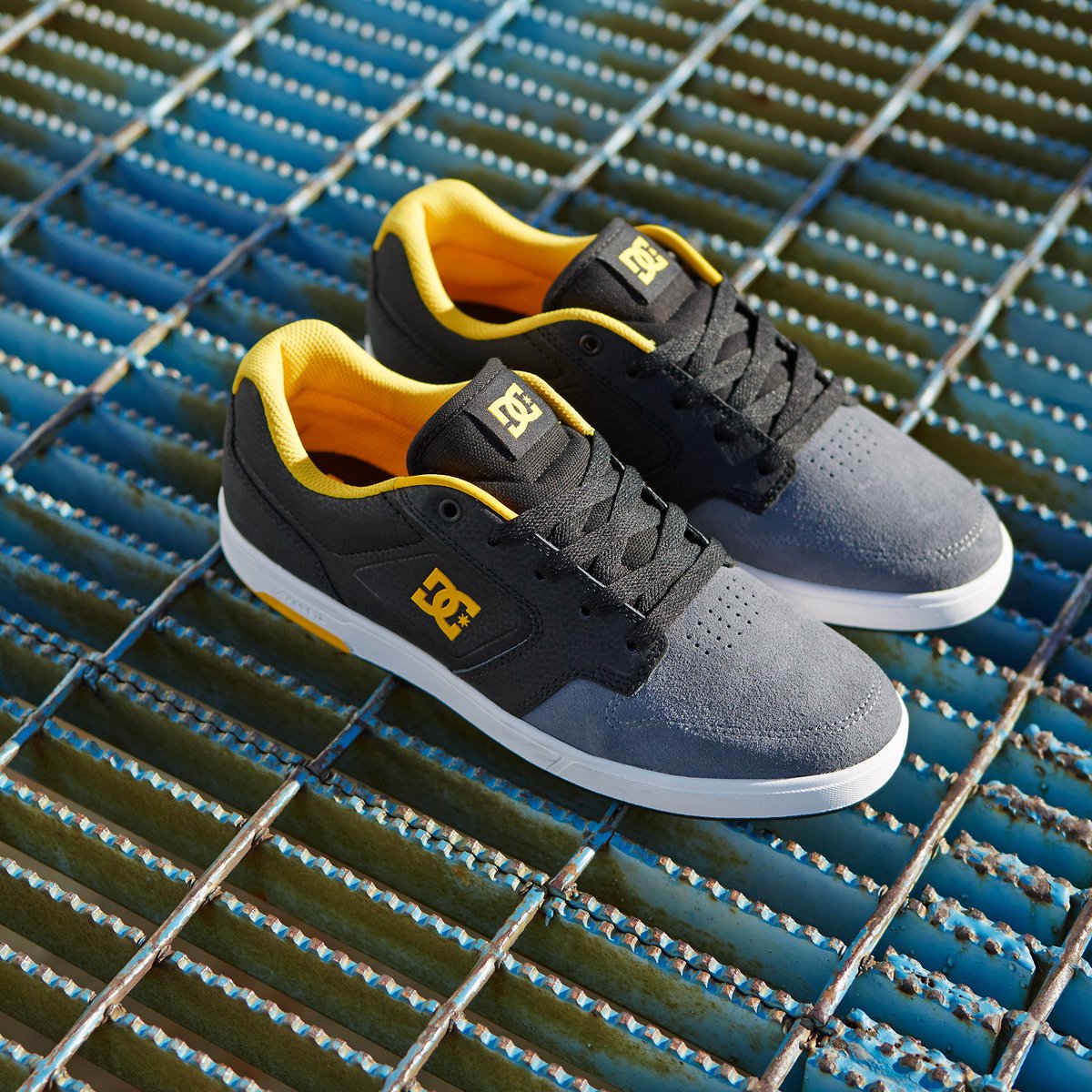 journeys dc shoes