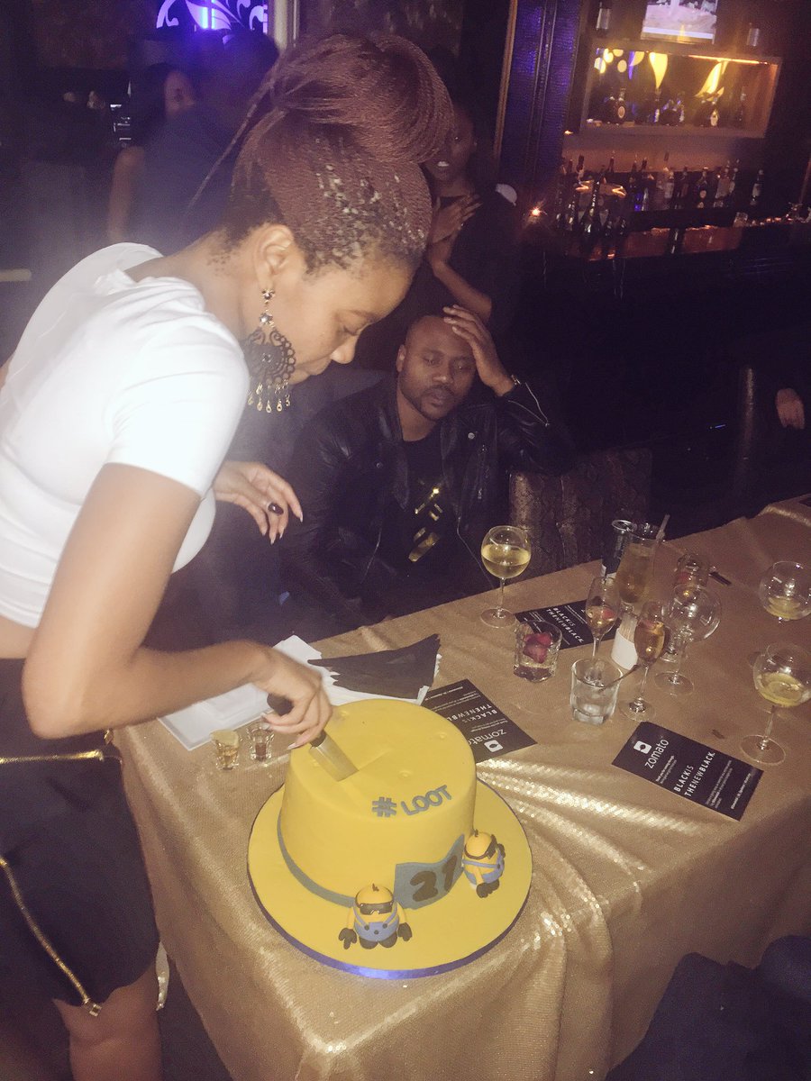 Sbuda_Roc's tweet photo. 🎉🎉🎉🎂🎂🎂🎂💋💋❤️❤️ @LootLove #lopulence #Loot27 🎁🎁🎁🎁🔥🔥 https://t.co/wjeo4el7Kd