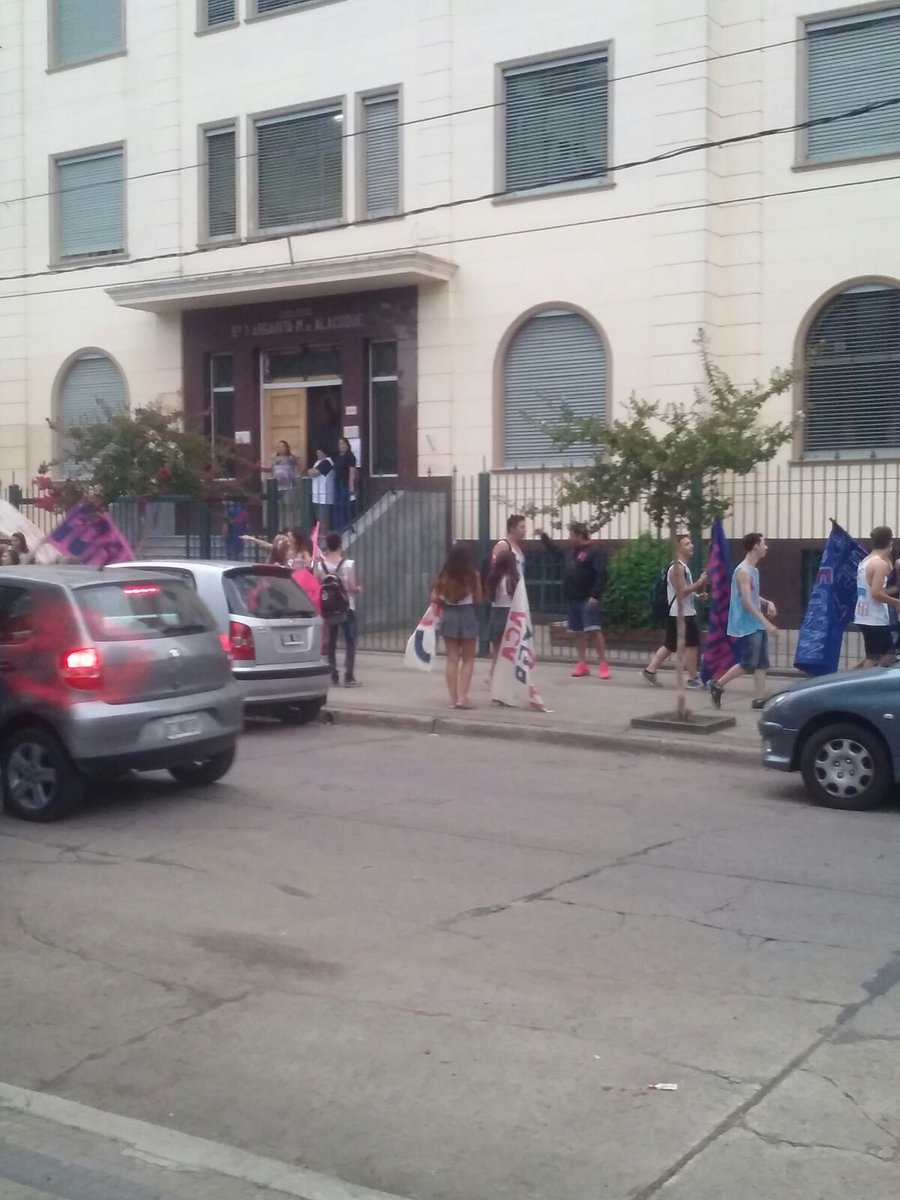 QuintaCoas's tweet photo. Aca estan los que se iban a plantar ...aca estaaaan https://t.co/KTCSeeCzcI
