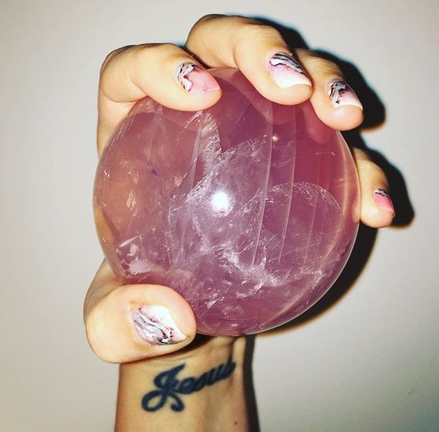 perfectshands's tweet photo. Katy Perry https://t.co/dq1ulGiOlD