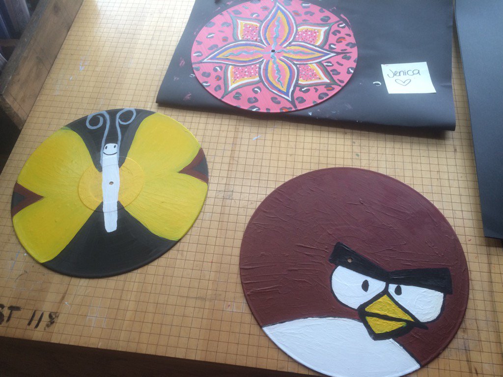 jasoninmn's tweet photo. For the record- there's true talent at NECA #nec287 #edchat287 painted records https://t.co/uduyn8p4x5