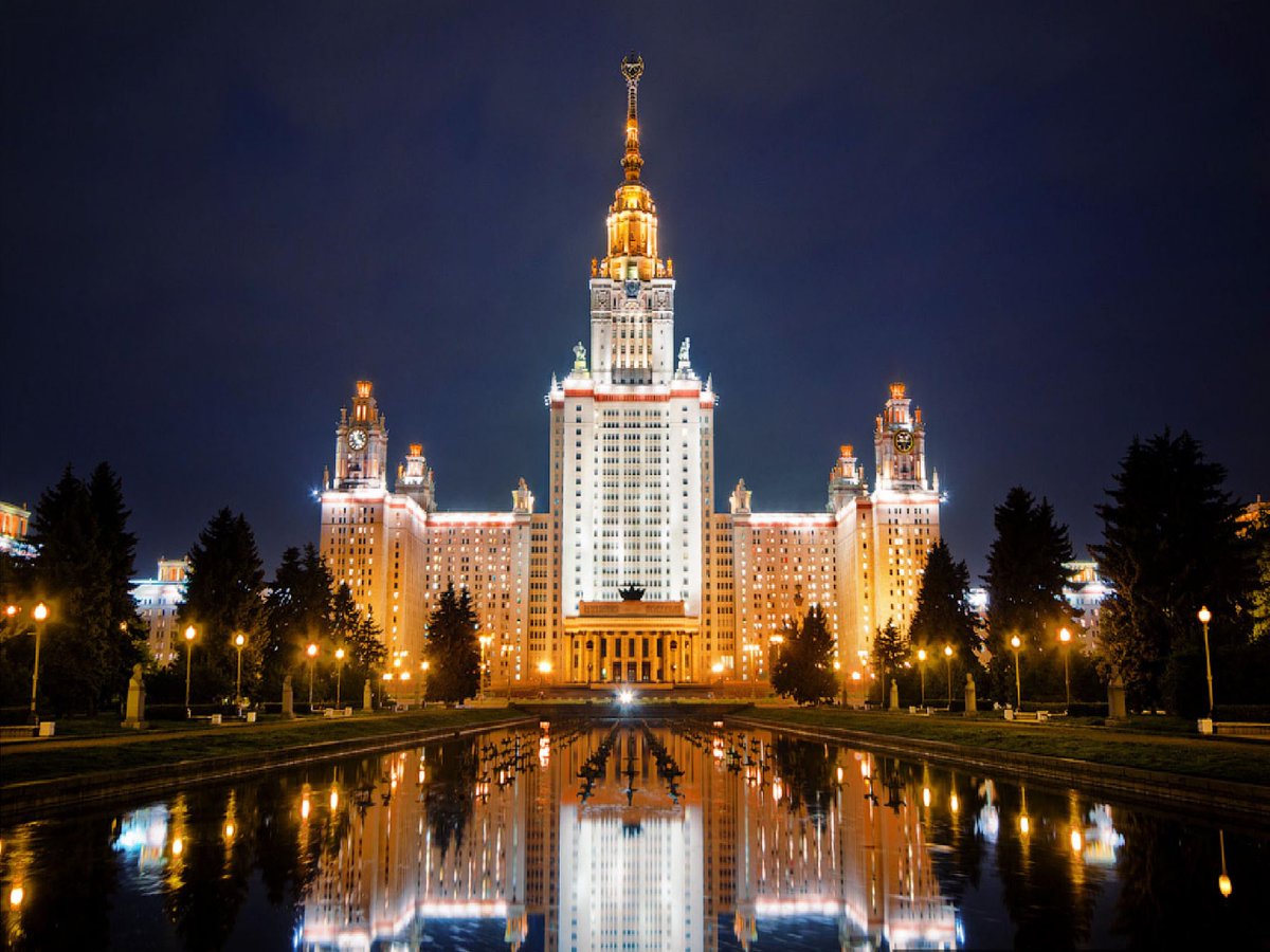 lb2vlad's tweet photo. 🔭К 2020 году планируется создание научно-технологической долины МГУ!🔬
https://t.co/OLDcUCD2Rr #наука #МГУ https://t.co/2U0hmKZL1t