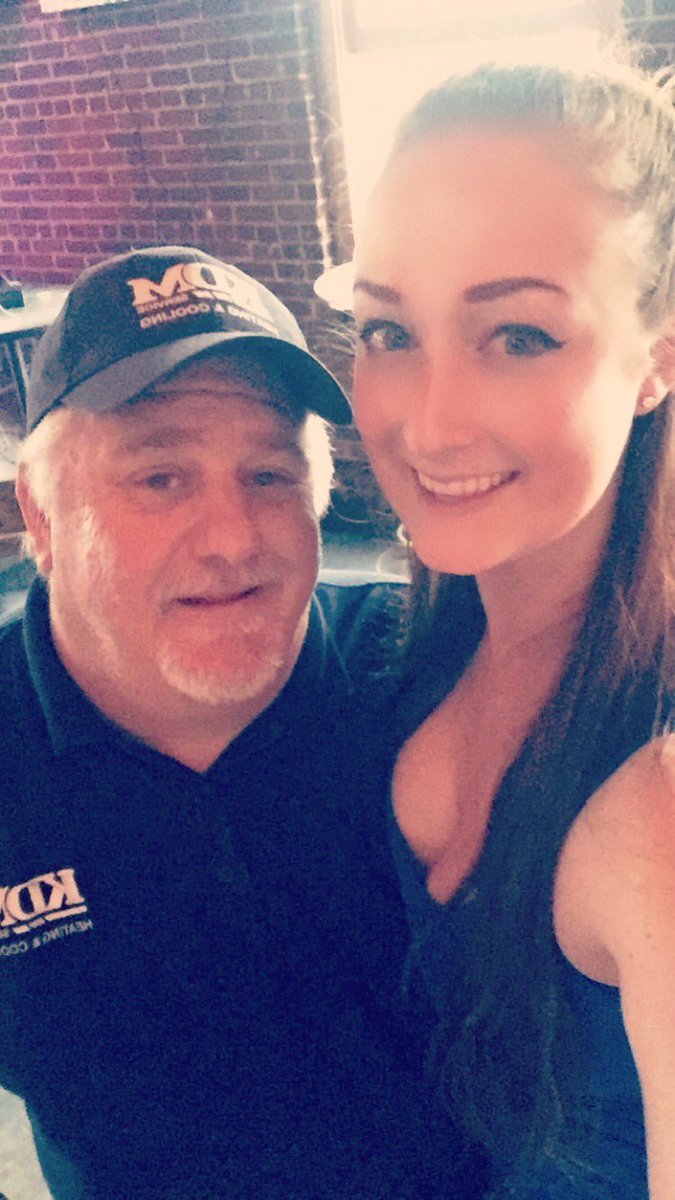 Allimumu's tweet photo. #coppertopttown https://t.co/yyC03Wtrzh