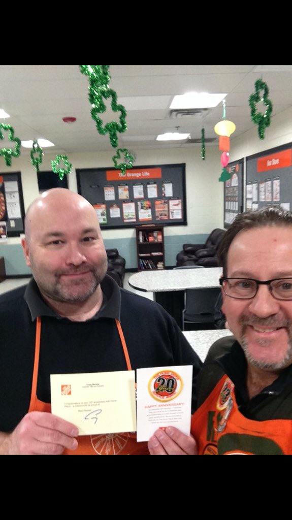 ThdRob's tweet photo. #0909ROX  a thank you to Dan Walko, 20 years with the Home Depot. We are so lucky to have you as part of our team! https://t.co/22lxdPe2rQ