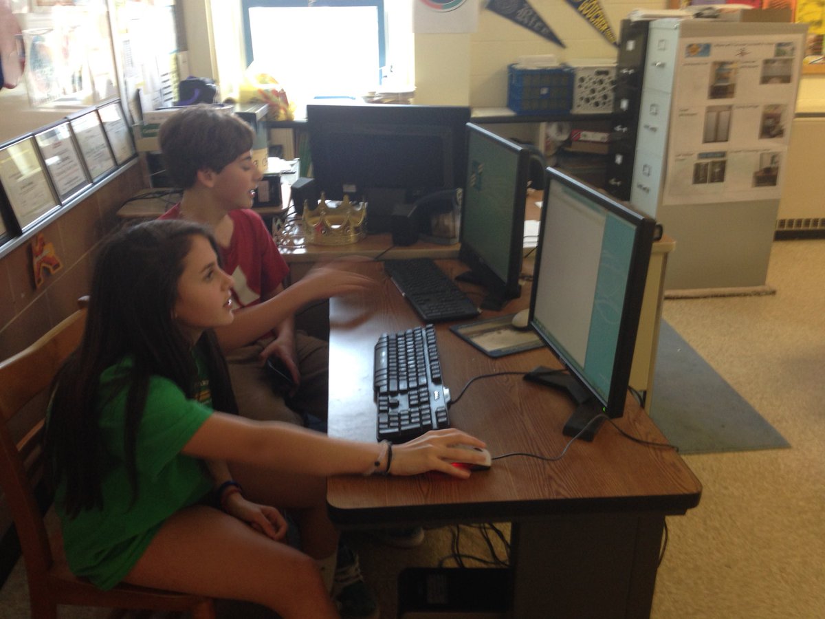 j_eisenberg87's tweet photo. Thank you Ms. Smith for the new and improved student computer stations #techsavvy @CatonsvilleMS @cougarslibrary https://t.co/I13tSmTSZp