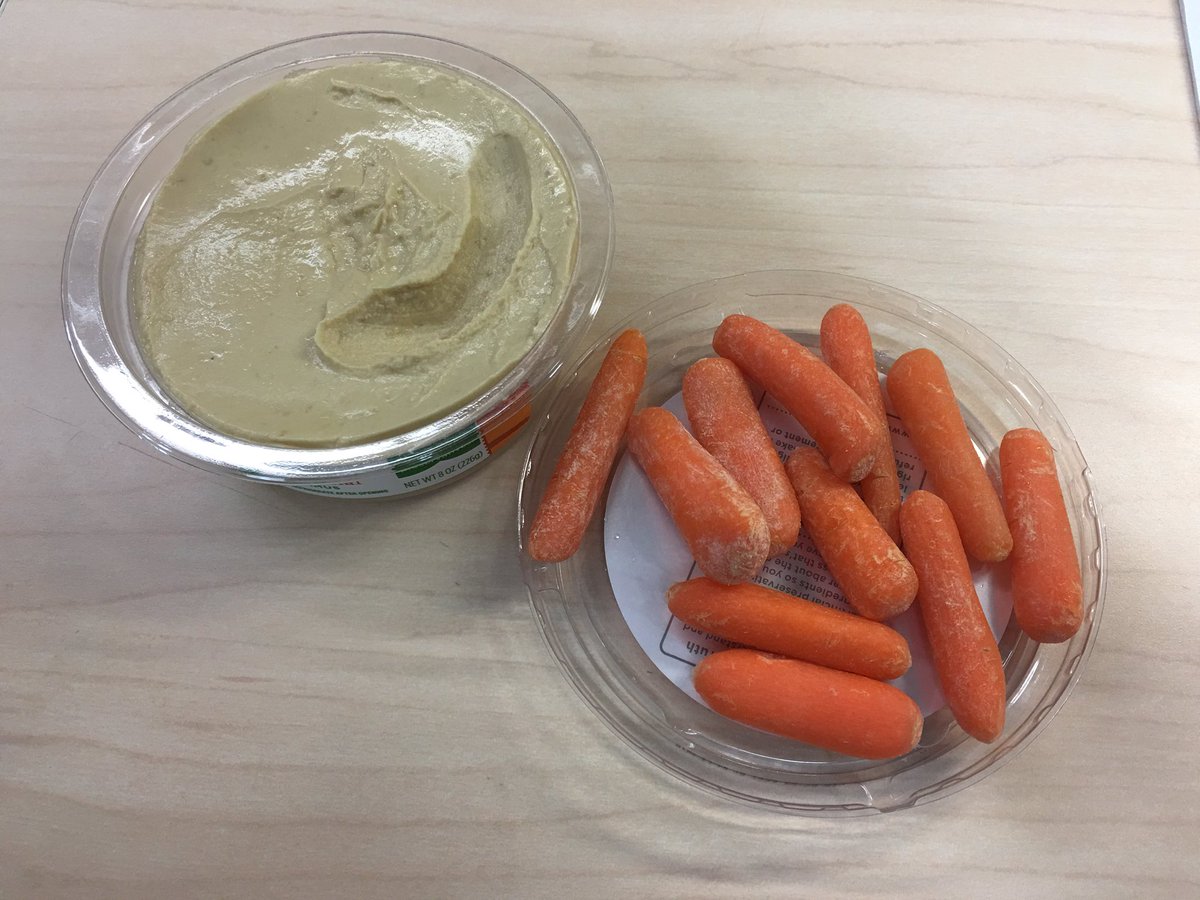 Mid afternoon snack: carrots with a little healthy fat in hummus. @FamilyCircleMag <a href="/PHAnews/">Partnership for a Healthier America</a> #14DayChallenge