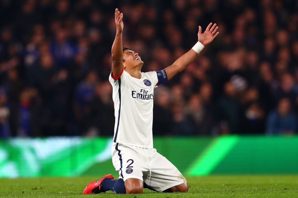 Footballogue's tweet photo. [#Décla💬] Thiago Silva : "Si on continue comme ça, on ira plus loin que l'année dernière !" https://t.co/LhQobHPUCP