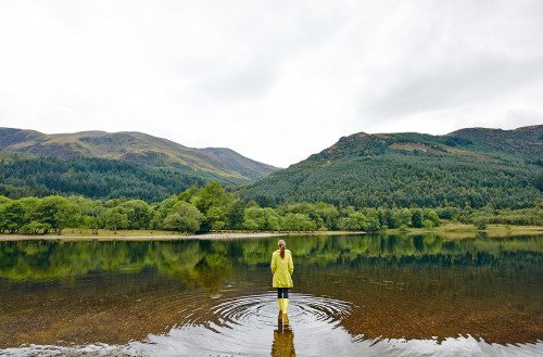 VisitBritain's tweet photo. Walking on water at Loch Lomond in #Scotland. What will be your #OMGB moment?  https://t.co/znm1AkhIhd https://t.co/OrA7hRwhhP