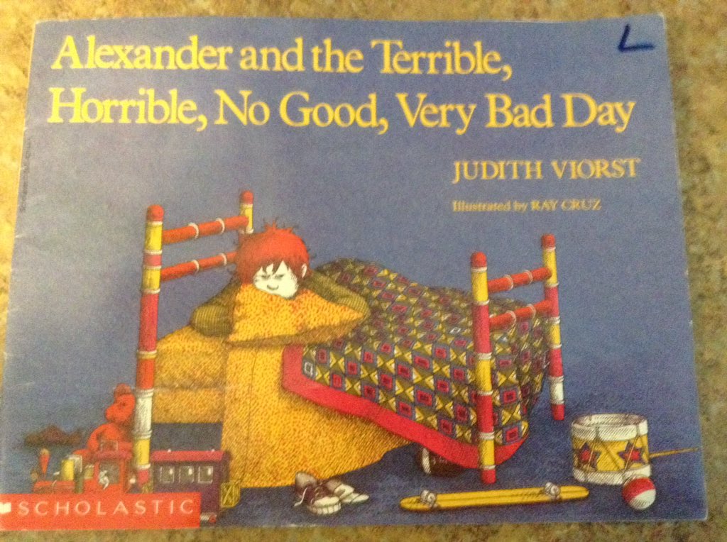 steph4dice's tweet photo. We have all had days like this. #FLAReads https://t.co/dvXbgHNoYL