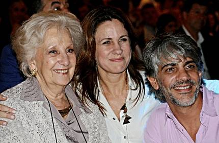FelliniaCine's tweet photo. Ganadores de los premios Nuevas Miradas en la Televisión.https://t.co/roGMvwRUlL. @NuevasMiradas16 https://t.co/tdWZJ8Rb3I