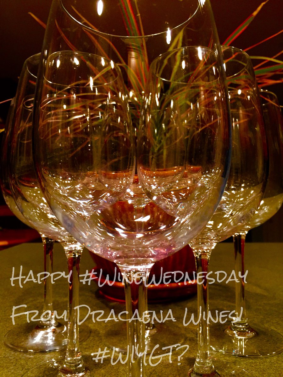happy #WineWednesday! Hope you are having a #wine filled one! Slainte!