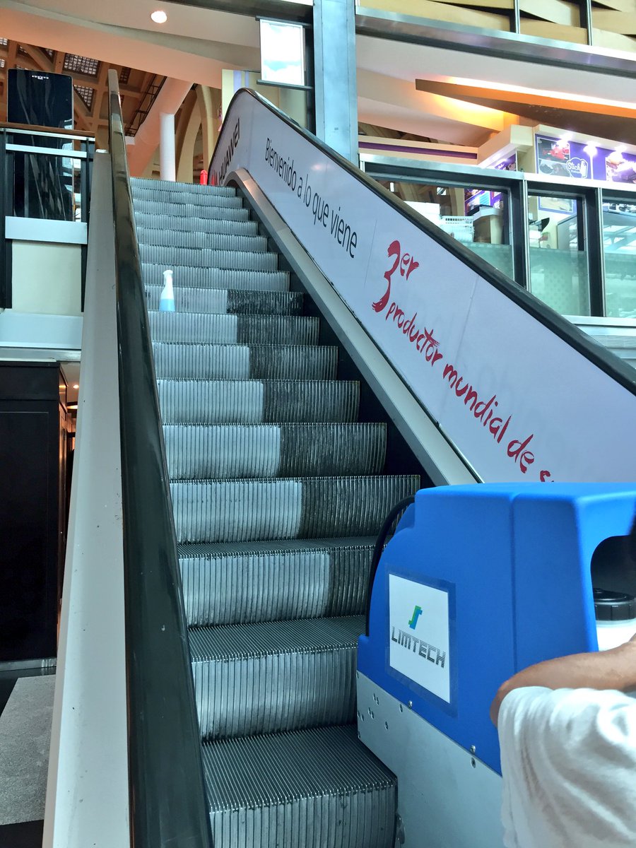 RosemorOfficial's tweet photo. Our #Rotomac #ET15B finishing up in #Argentina. Outstanding results as always. #cleanescalators #madeinbritain https://t.co/y9gRAhIu7g