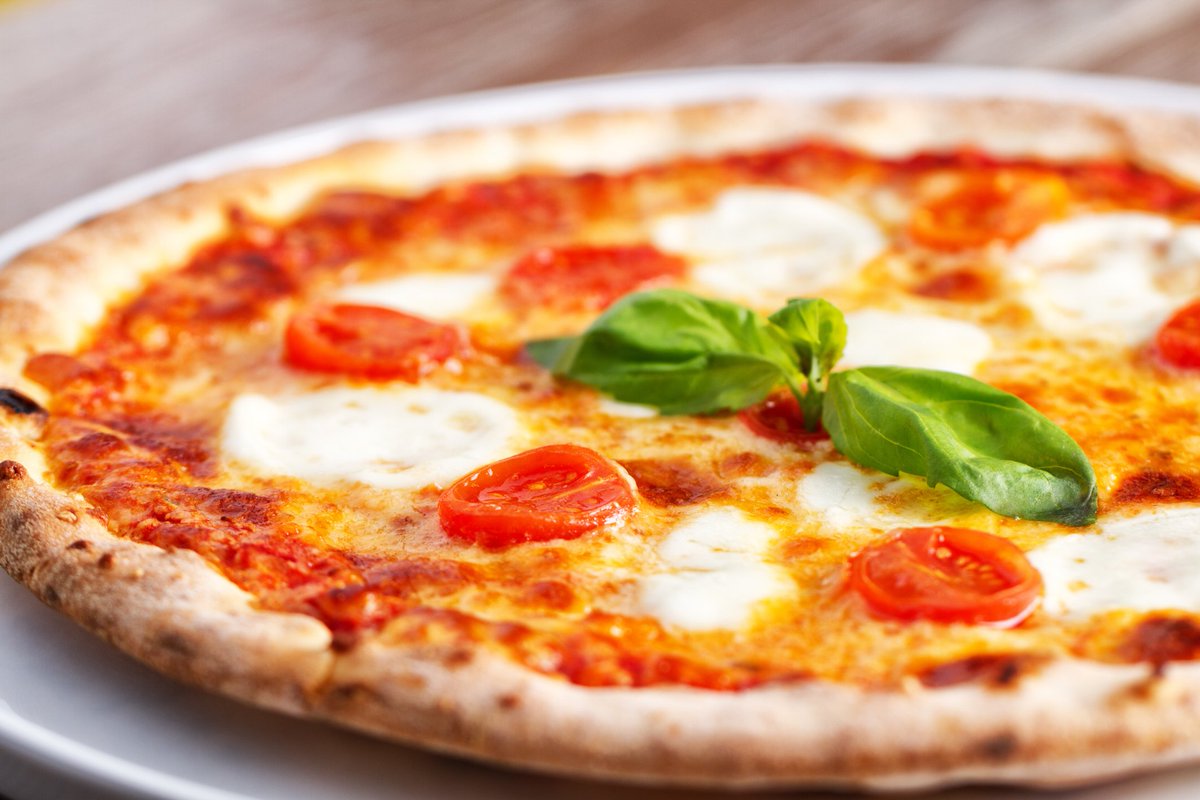 beardfoundation's tweet image. .@PArmellino on pizza, ramen, and why clam chowder will always be a mainstay of his menu: bit.ly/1QEvfe6