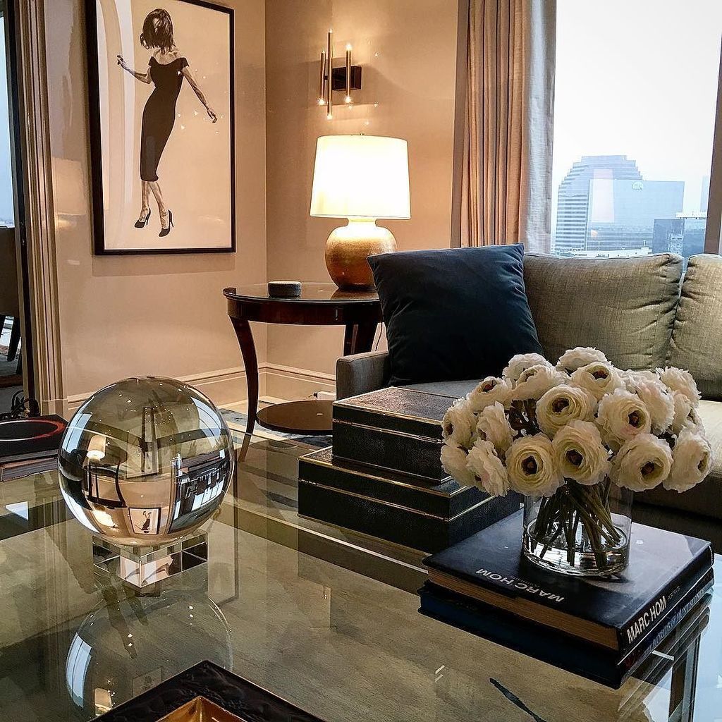 robertlongo_'s tweet photo. Sneak peak of Houston Photo Shoot.
#lriproject #Amaproject #timwilliamsphotography #photoshoot #houstonproject #ro… https://t.co/Ow8XWUi8Li