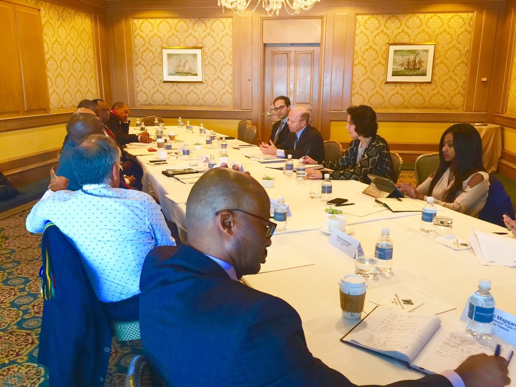 MogajaneD's tweet photo. National Treasury Investor Roadshow https://t.co/86G4EfpOyF