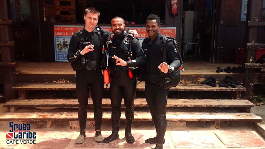 DigalanDiver's tweet photo. Linus from Sweden and Danilson from Cape Verde they completed the #OpenWaterDiveCourse @PADI with @ScubaCaribe - Sal https://t.co/JTQmS5vZDx