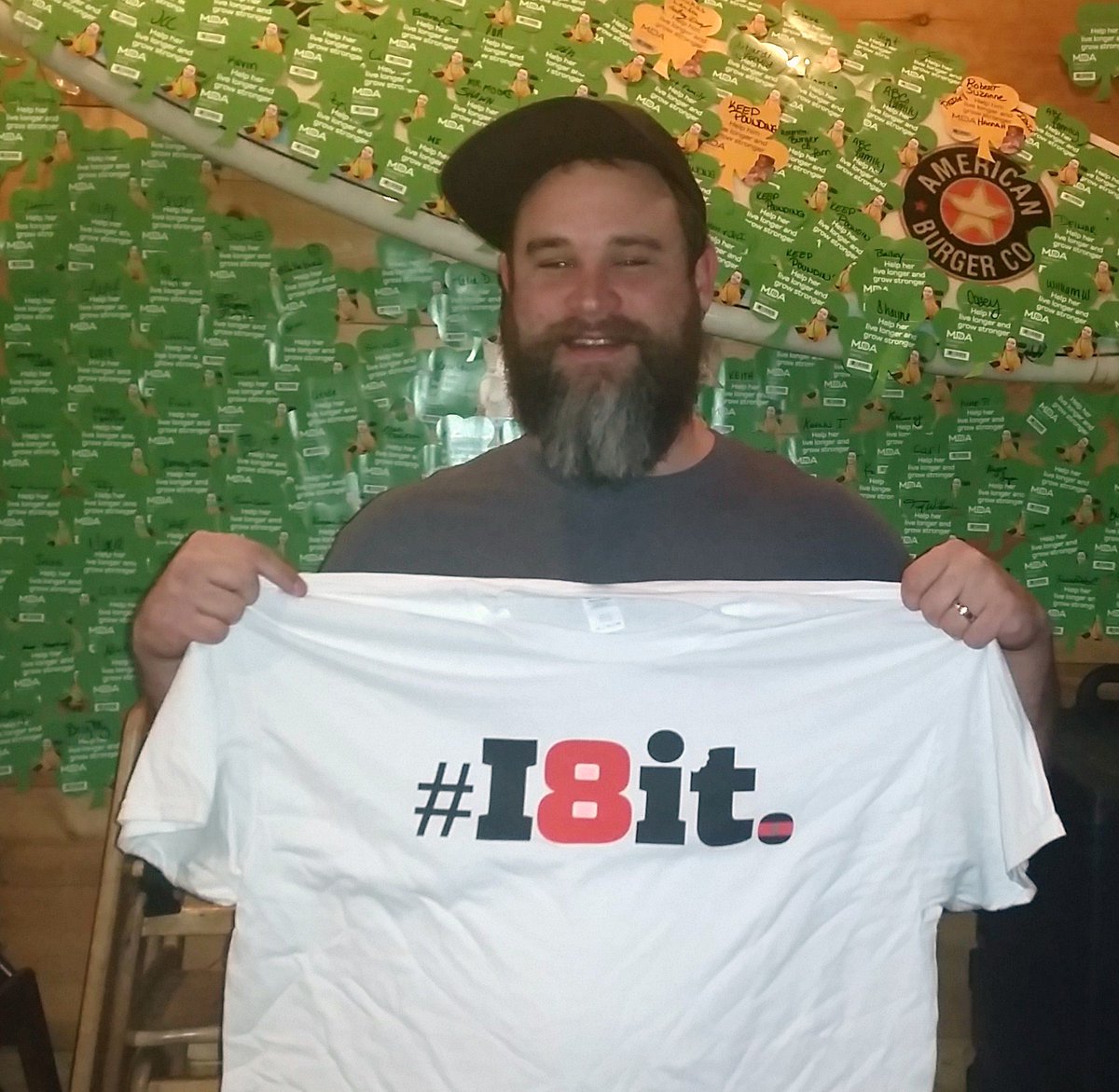 ABCRivergate's tweet photo. @ABCRivergate #I8it. #RoadStar Winners @AmerBurgerCo https://t.co/NF8tXpKlwE