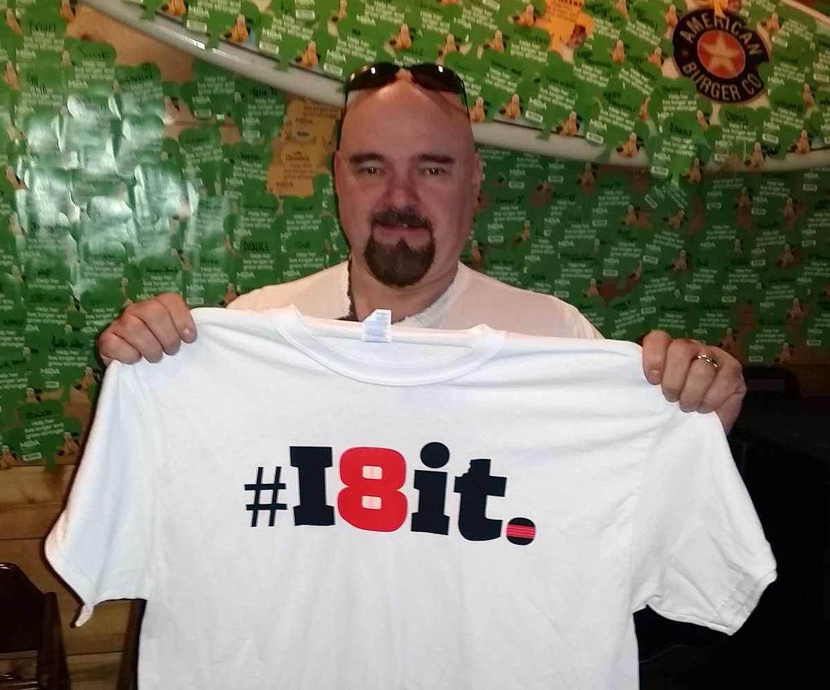 ABCRivergate's tweet photo. @ABCRivergate #I8it. #RoadStar Winners @AmerBurgerCo https://t.co/NF8tXpKlwE