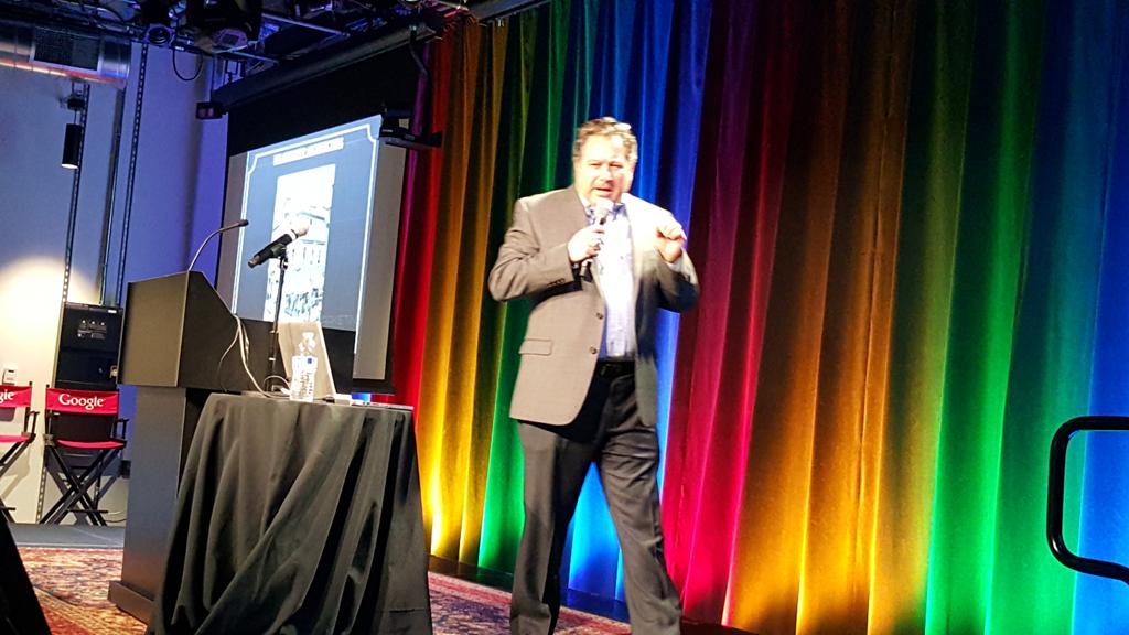 LewSabbag's tweet image. #TentacleTeamUP Lou Imbriano sharing the insights of #RelationshipArchitecture @ GoogleCambridge