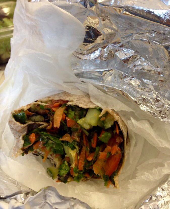 ThatVeggieGurl's tweet image. I absolutely adore a good veggie wrap 😋 #ILoveVeggies #LivingFoods #HolisticEating #NourishYourBody #Thrive #Energy