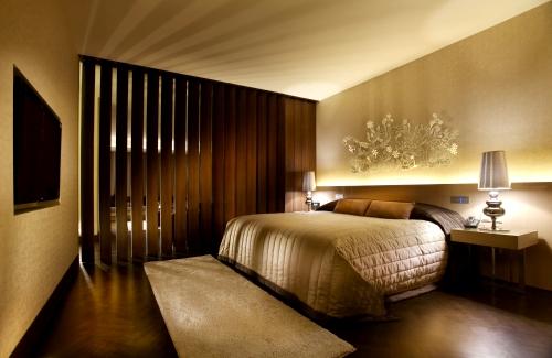 Hotels_Discount's tweet photo. New York Cheap Hotels And Accommodations https://t.co/RKRCajrNeA https://t.co/5M9w8GY9CE