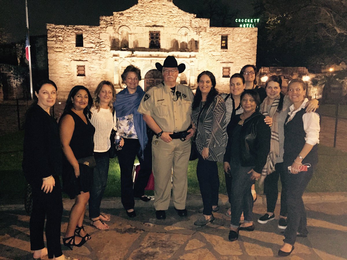 MeetWhistler's tweet photo. Team Canada at the Alamo while attending #CDAPM2016 in San Antonio TX! @conferencedirect @visitsanantonio #Whistler https://t.co/vOZN3V2yAX