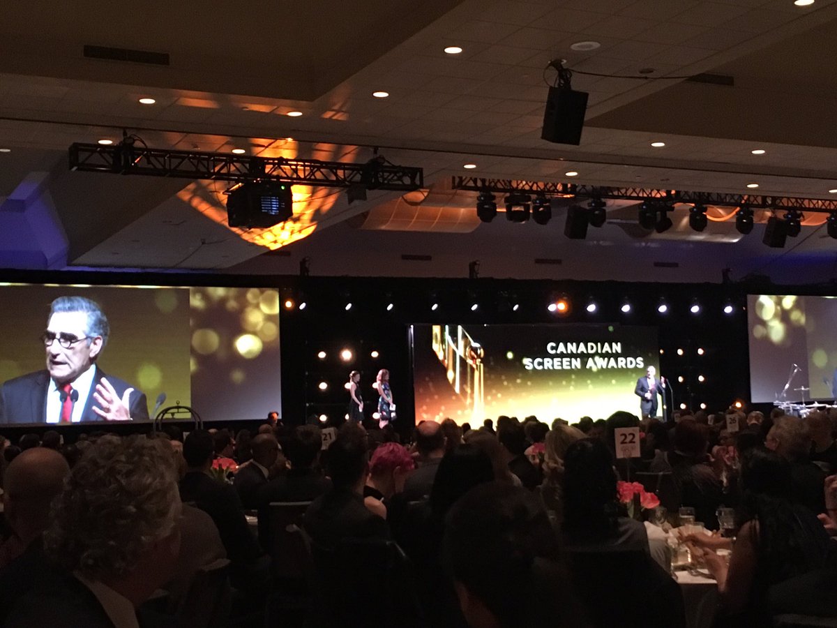 tbirdent's tweet photo. We spot @PackageDeal_TV guest star @Realeugenelevy at #CdnScreen16 tonight! @Academy_NET https://t.co/S6jEfWfj1X