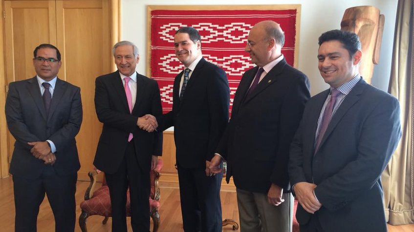 Parlamentarios chilenos exigen inmediata liberación de diputados venezolanos presos
goo.gl/QtyMbG