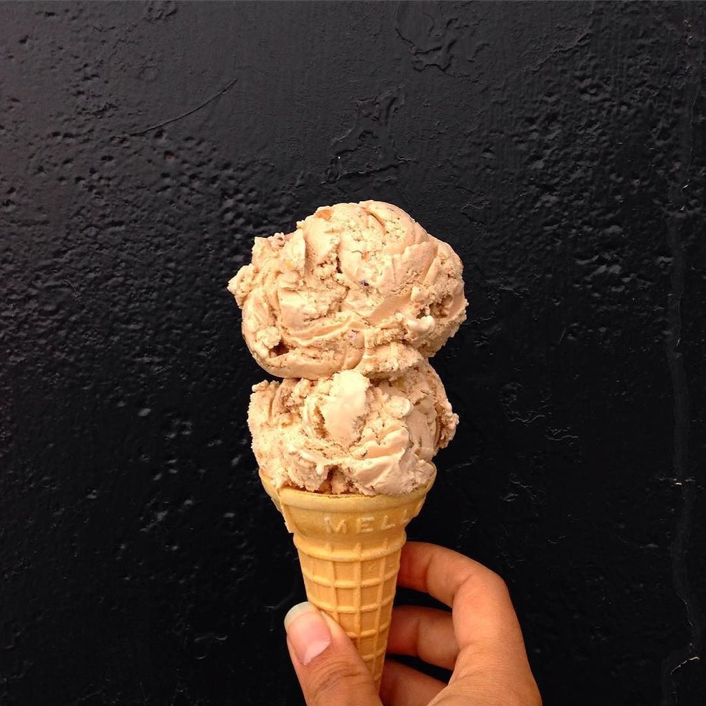 OnHighlands's tweet photo. These balmy temps had me dreaming of summer today. Yeay for Maple Walnut ice cream from Ka… https://t.co/e193LmIPoh https://t.co/DBPQVh9K0Y