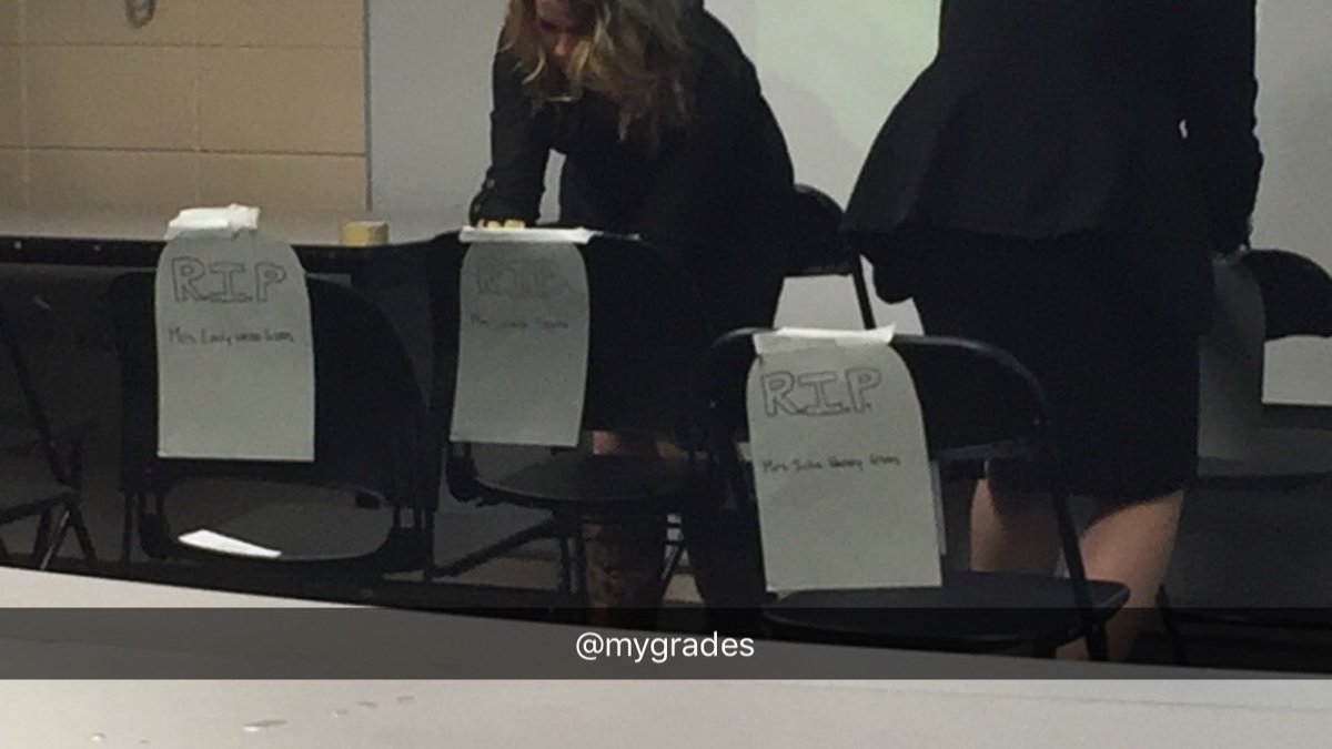 mky560's tweet photo. Finals got me like https://t.co/hqv5D1IiUB