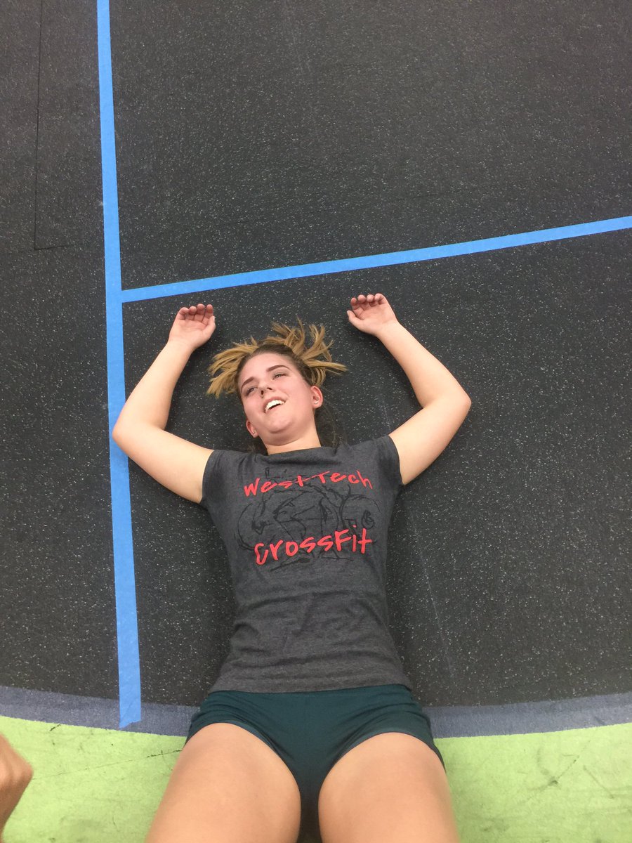 wtechcrossfit's tweet photo. #CrossFitTeens https://t.co/pdTg7NR74X