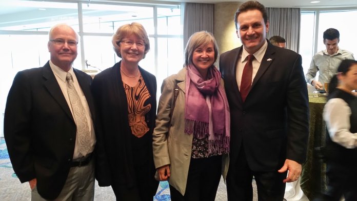 cteachr's tweet photo. I'm blogging about #canadianalumni with the @AusHCCanada today. https://t.co/qN231fccxk https://t.co/auU01DHJhq