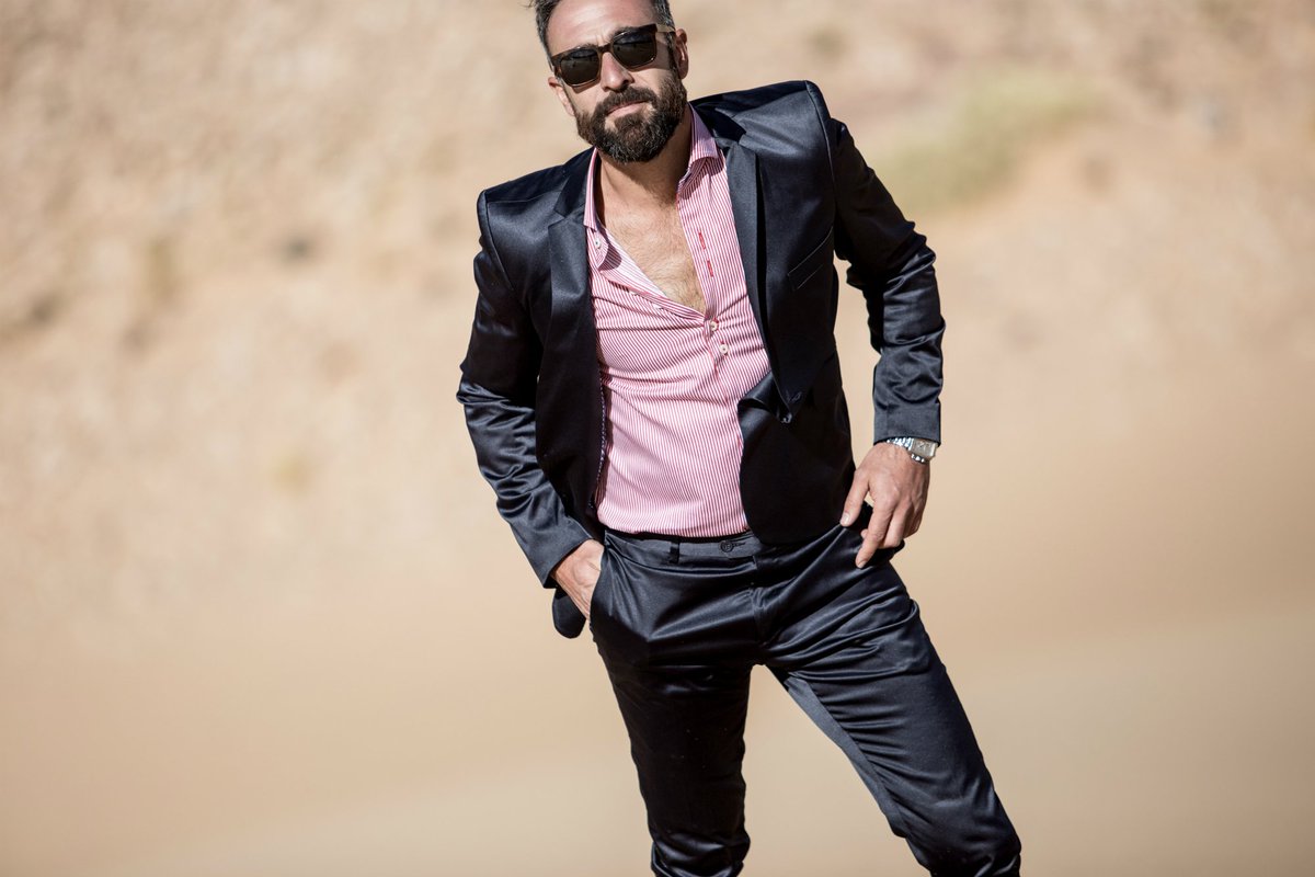 Humahuaropa's tweet photo. Lifestyle | Look #HMH

¿Cómo vestir para una boda? Manual de estilo para no fallar. 

https://t.co/z4xGnRaNfE https://t.co/v2MtM7kY05