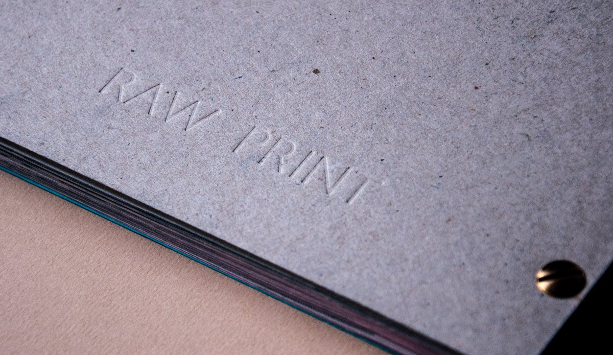 Made_by_Folk's tweet photo. FFFeatured: The @Raw_Print 'METAZINE' by Matthew Gill.
https://t.co/FEvUO5xtID https://t.co/kt43wMeFgh