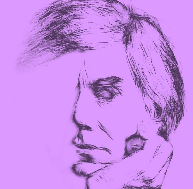 JHRDesign's tweet image. Which way is he looking?