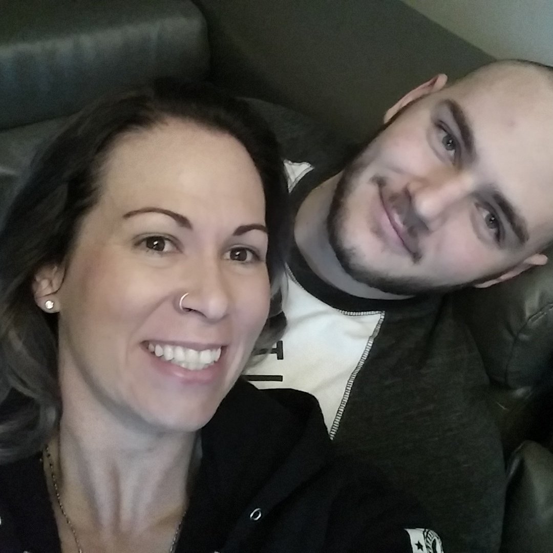 MelyndaKalyn's tweet photo. #Australia bound! With @garett500 ❤ https://t.co/em0VKzTzcP