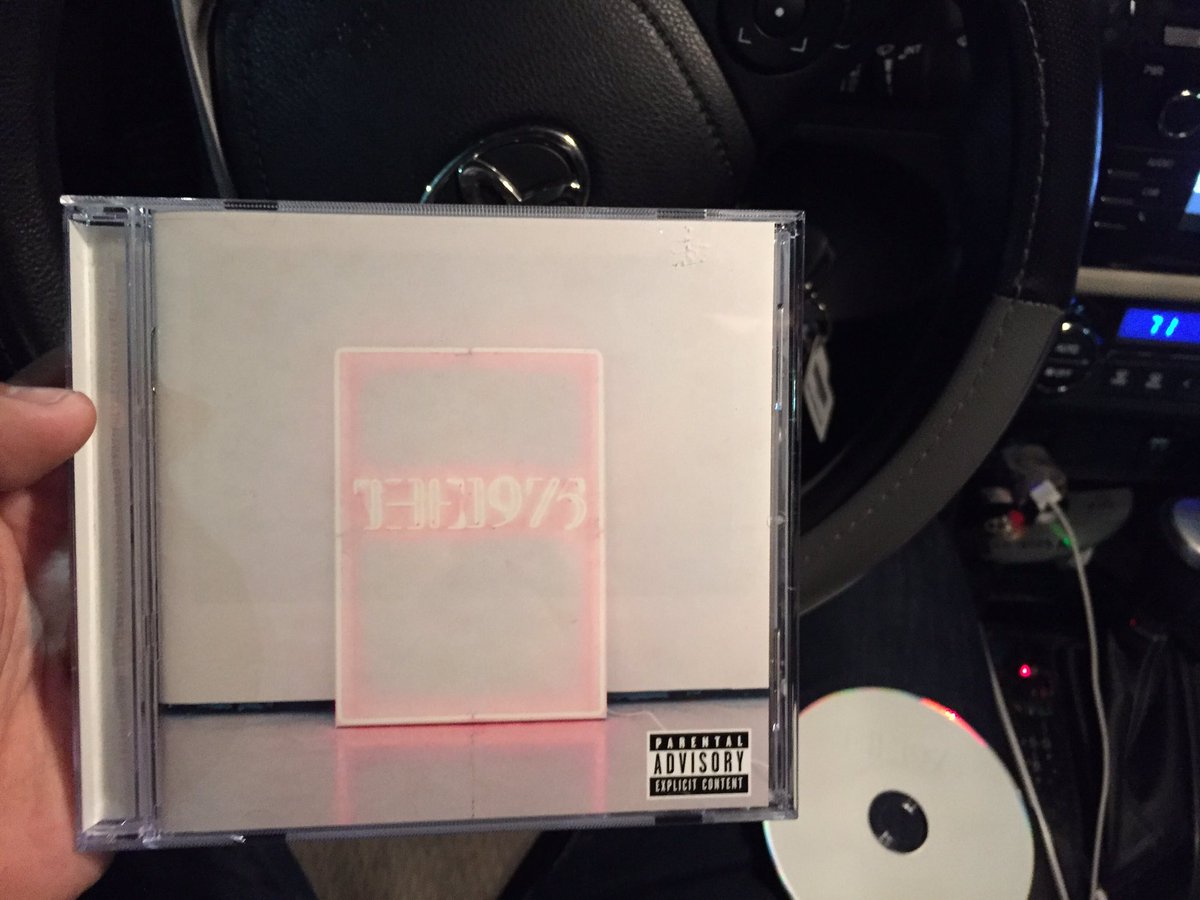 themattzavala's tweet photo. Take my money @the1975
I prefer a physical copy anyways. #compactdisks https://t.co/wRACyuVUtP