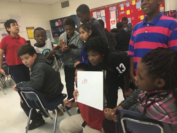 williamsa976's tweet image. #MathCooperativeLearning #5thGrade #MarchMadness @ParklaneES @FultonCoSchools
