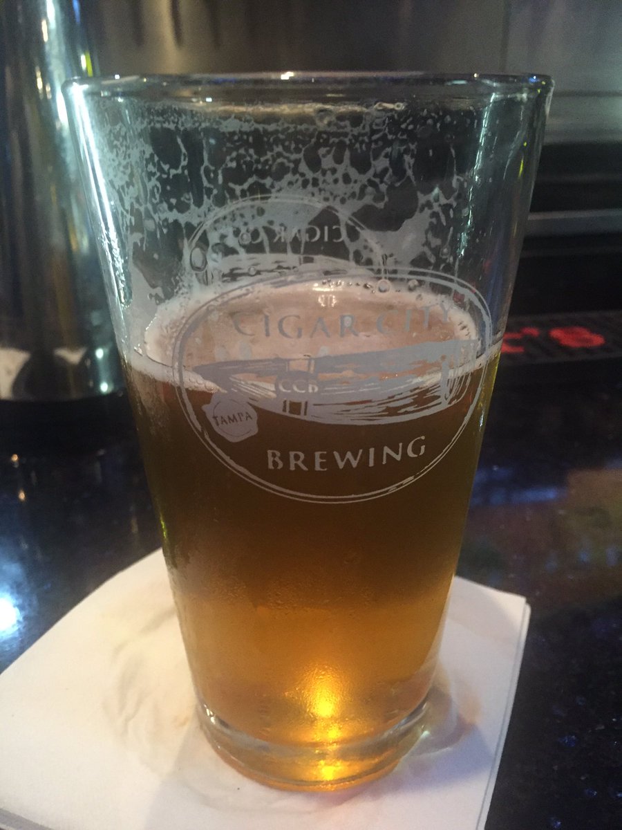 ArdentCraftAles's tweet photo. Cycle's Crank IPA in a CCB glass. #dowhatthelocalsdo #greatbreweries #TBBW https://t.co/qtEPHqVbQR