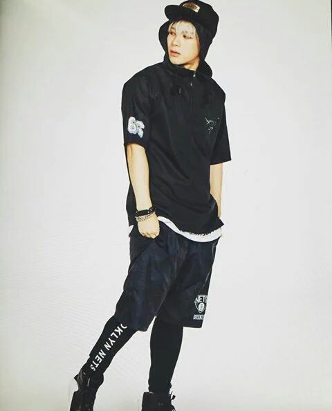 iammrsKIM's tweet photo. #NBAstyle or morelikely #JacksonStyle https://t.co/pQamp6XAht