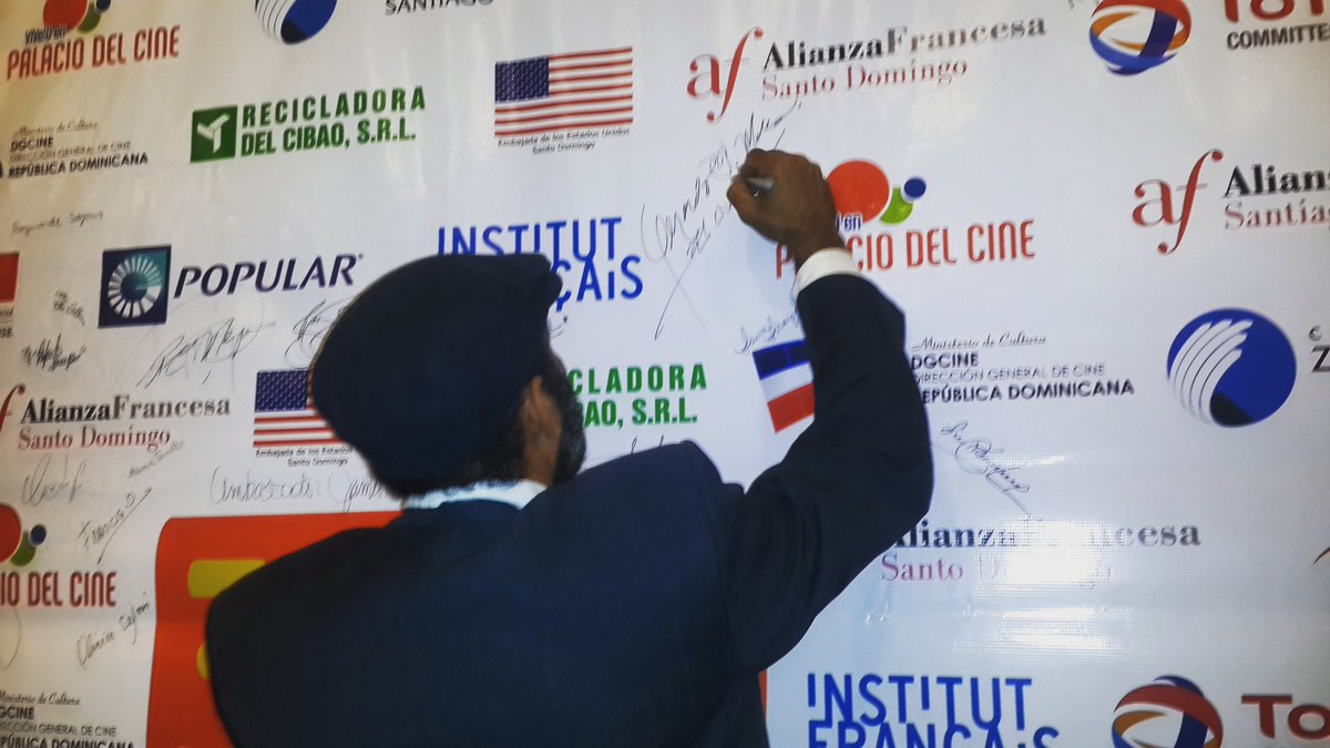 ifficsantiago's tweet photo. Culmina la inauguración del IFFiC 2016. Ven a disfrutar con nosotros hasta el 15 de marzo. #IFFiC #IFFiC2016 https://t.co/hBLivS0WuX