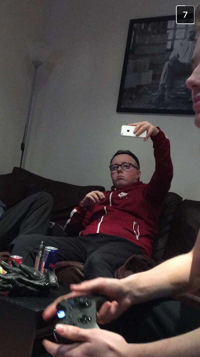 CammyMilne97's tweet photo. Happy birthday bud 🙊🚗 #parttimeplumber #fulltimelegend https://t.co/WFNCbgFQiX