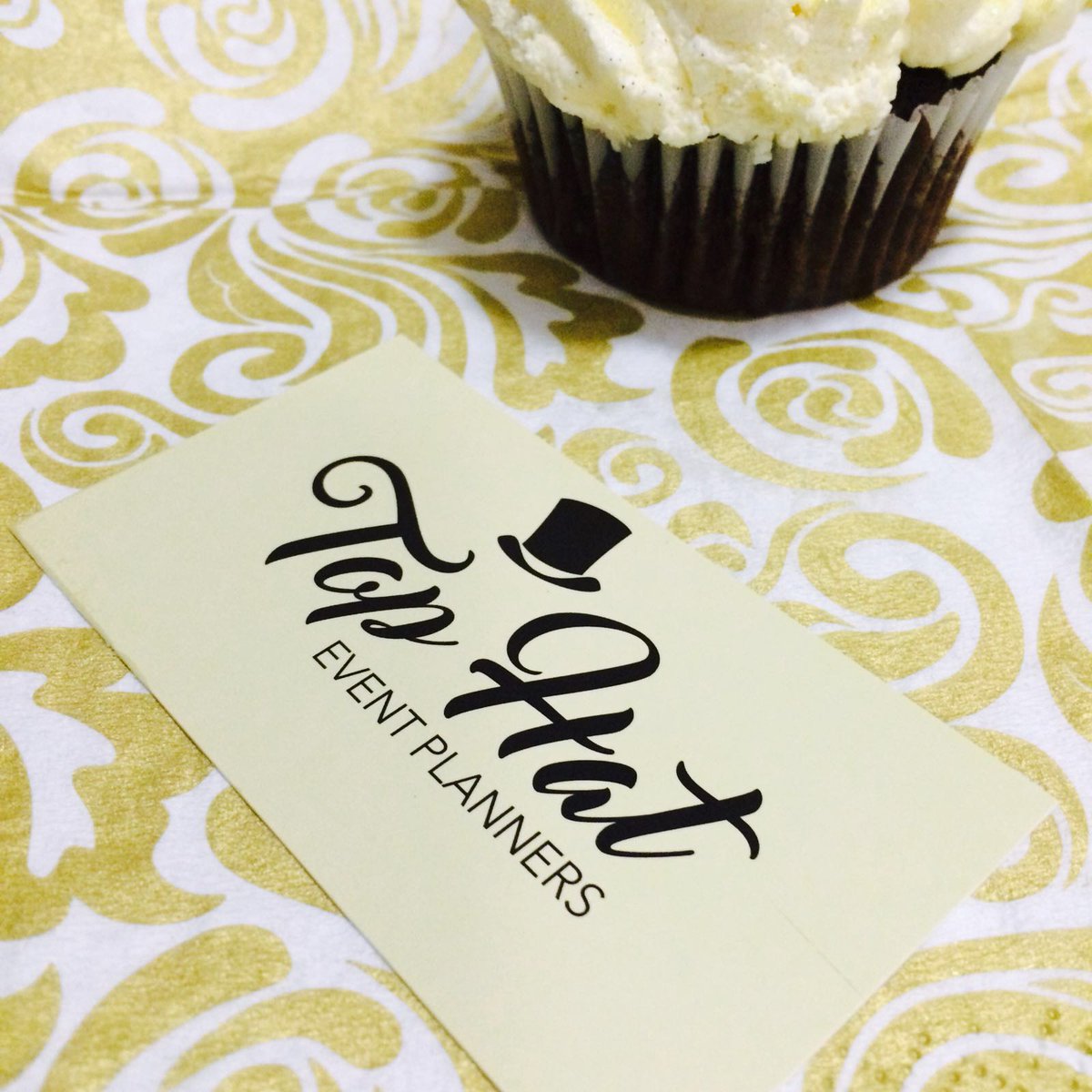 Koster_R's tweet image. Check our latest Easter Cupcakes. Order yours today.