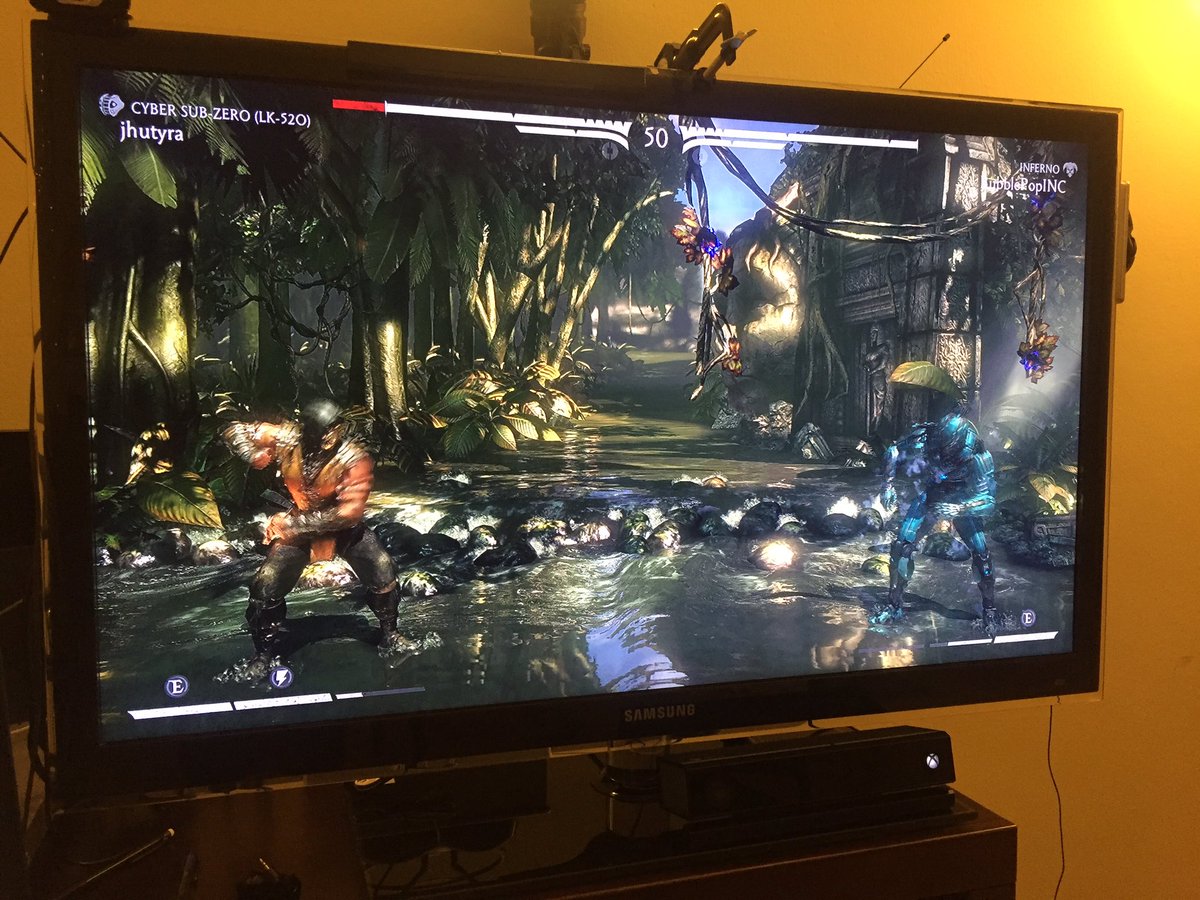 duckduckmousse's tweet photo. I'm playing mortal kombat XL on #twitch right now! https://t.co/XggrFrfks0 https://t.co/wJ1bh66oqW