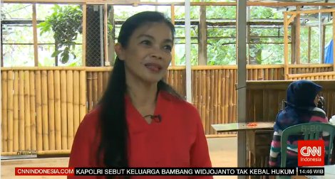 Ibu Ina: Saya tidak merasa lelah selama ini. Kami mengerjakan apapun yang bisa dikerjakan.